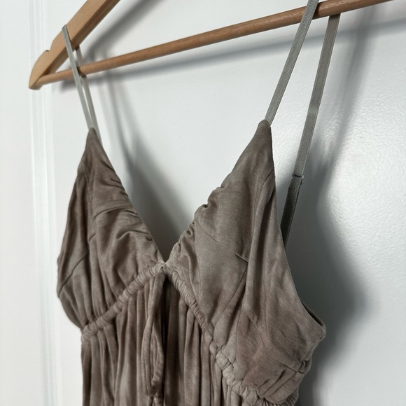 Wilfred Flowy Maxi Dress - Beige - Small - Picture 3 of 6